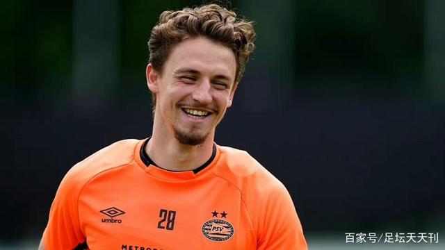 开云app-集结日埃因霍温调整名单以备德甲，主帅复盘环节打磨，引发热议，身体对抗强度拉满的简单介绍